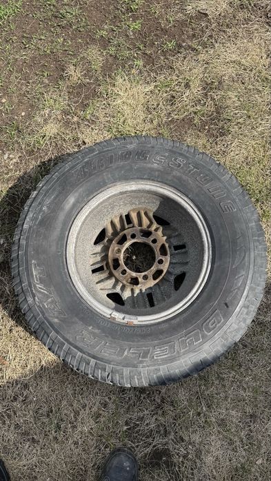 Продам колесо в сборе 1 шт.