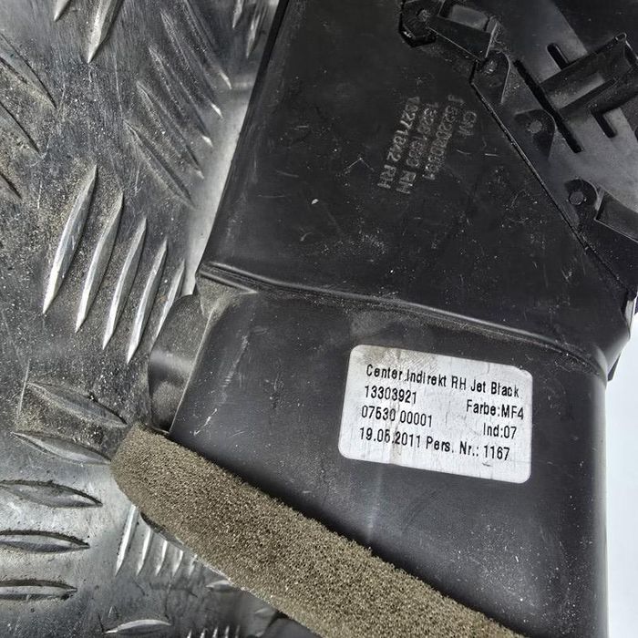 Grila ventilatie mijloc stanga dreapta fata Opel Astra J Facelift