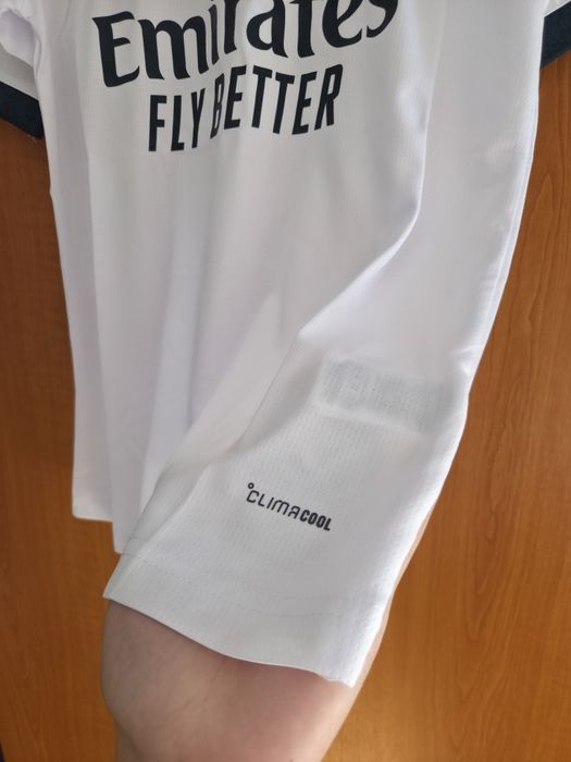 Vand tricou Real Madrid