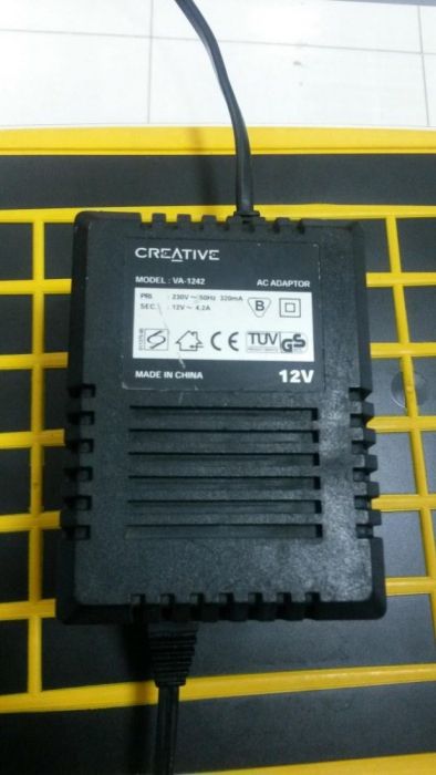 Блок питания(оригинал)12V~4.2А