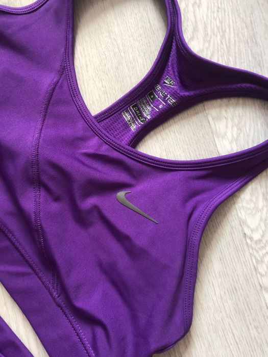 Дамски комплект от две части Nike