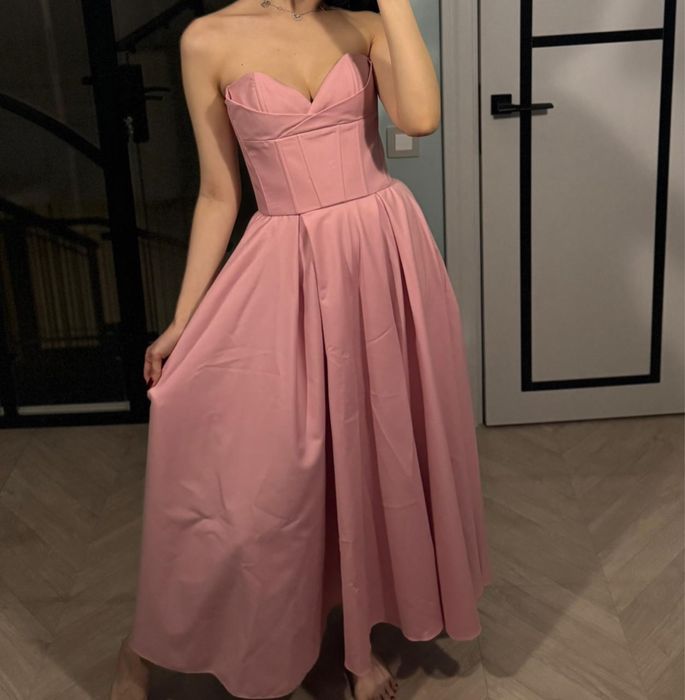 Двойка Monochrome