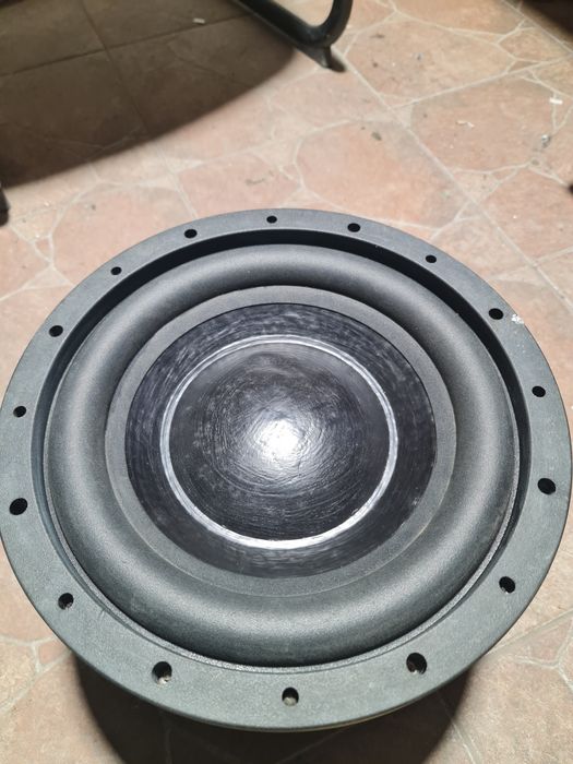 Carpower Raptor 12  subwoofer cu șasiu de bas de 30 cm