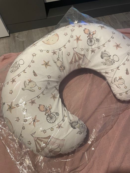 Възглавница за кърмене Jukki