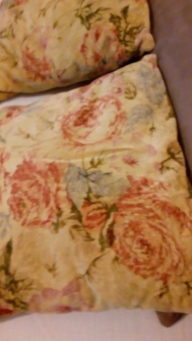 Два комплекта Деко възглавници