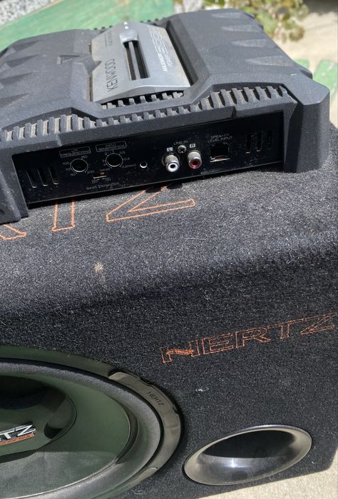 Бас каса Hertz 12 + усилвател Kenwood 600w