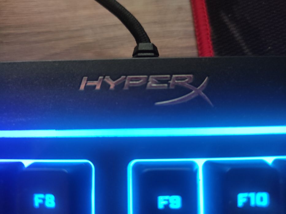 Клавиатура HyperX Alloy core RGB