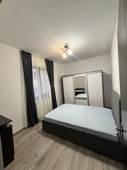 Inchiriez apartament 3 camere zona 9 Mai Ploiesti