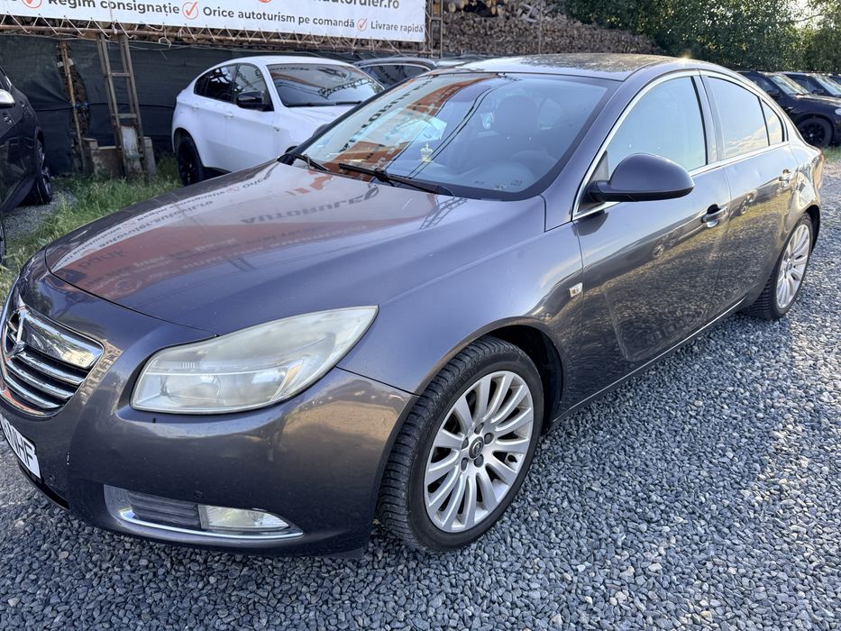 Insignia  cu 1500e avans direct din parc. 1500 in rate