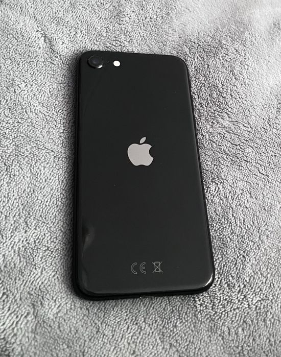 iPhone SE Продам!