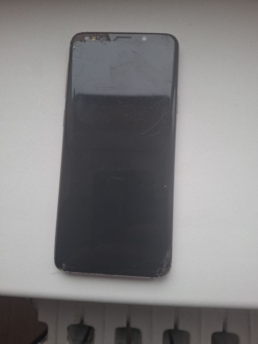 Dezmembrez telefon functional samsung s9 plus