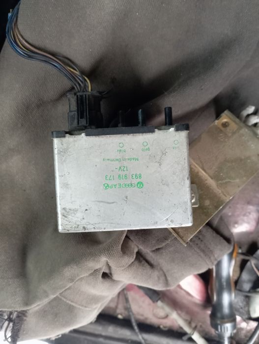 Ауди 100 с3 блок управления, и разные