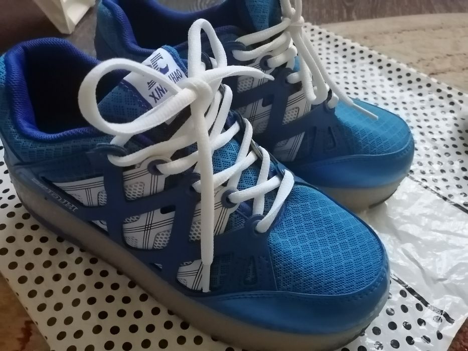 Кроссовки - ролики 2в1