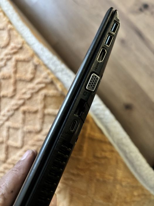 Acer light gaming• i5 7th gen• 8gb ram DDR4• Nvidia 2gb Gddr5• SSD+HDD