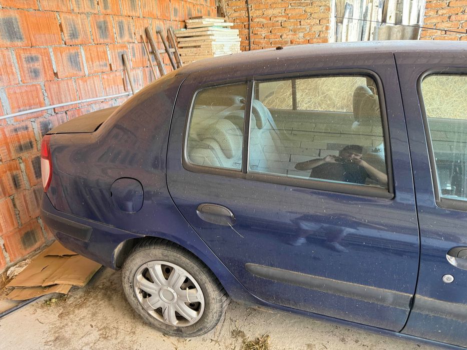 Renault Clio Symbol 1.5 dCi (82CP) (2006) – UNIC PROPRIETAR – Aer Condiționat