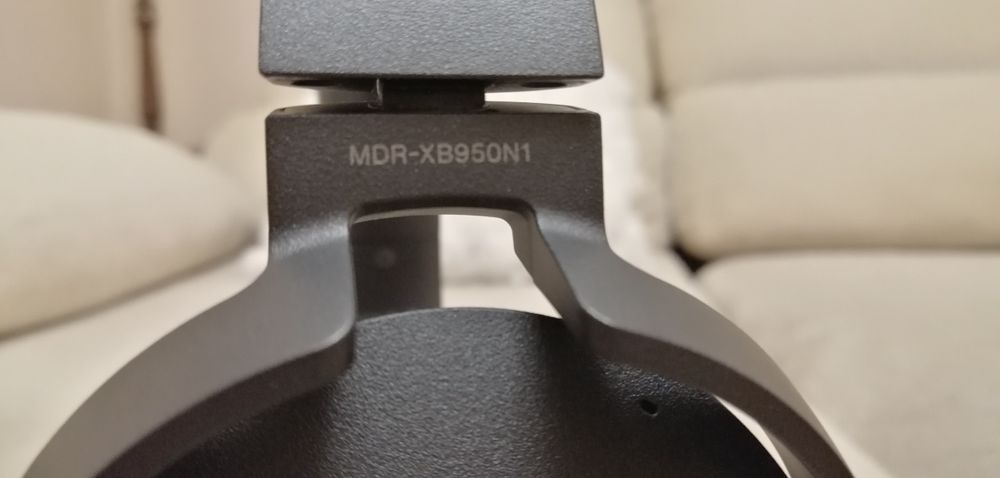 !! Ocazie.Vand casti Sony WH-1000XM5 si Sony MDR-XB950N1