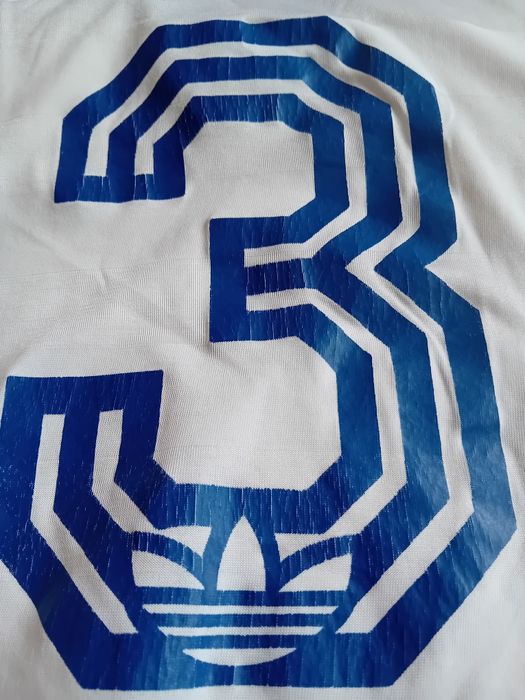 Ретро футболна тениска