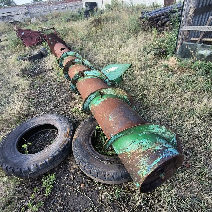Шнек консульный Джон Дир 9500
