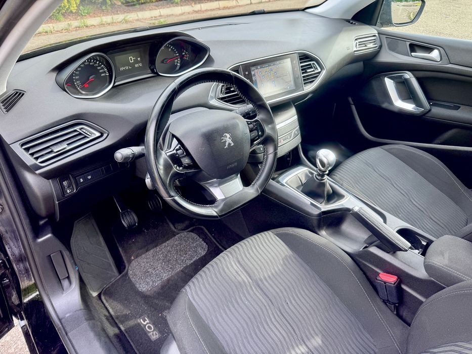 Peugeot 308 SW 1.6 HDI  30.11.2015