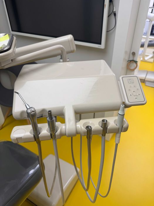 Стоматологичен юнит A-dec