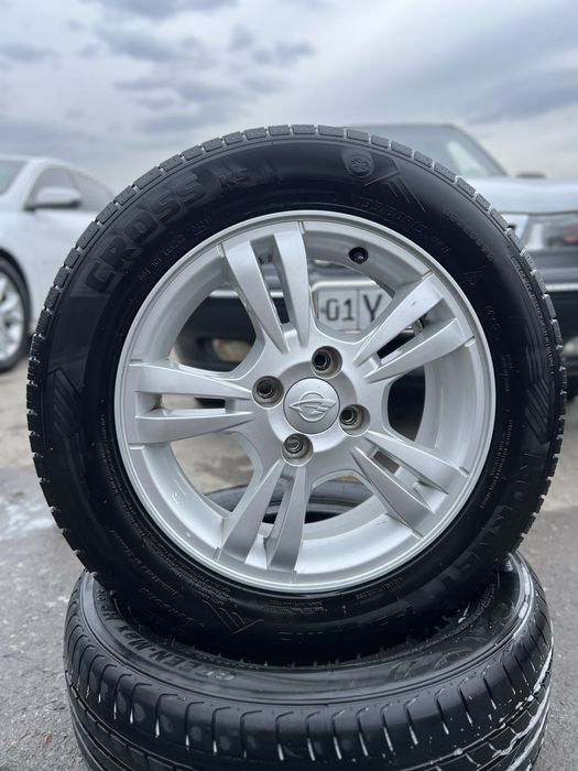 Nexia saka diska 3 sakasi baloni  bilan birga