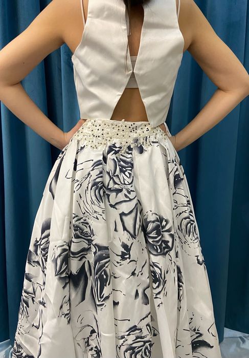 Вечернее платье /