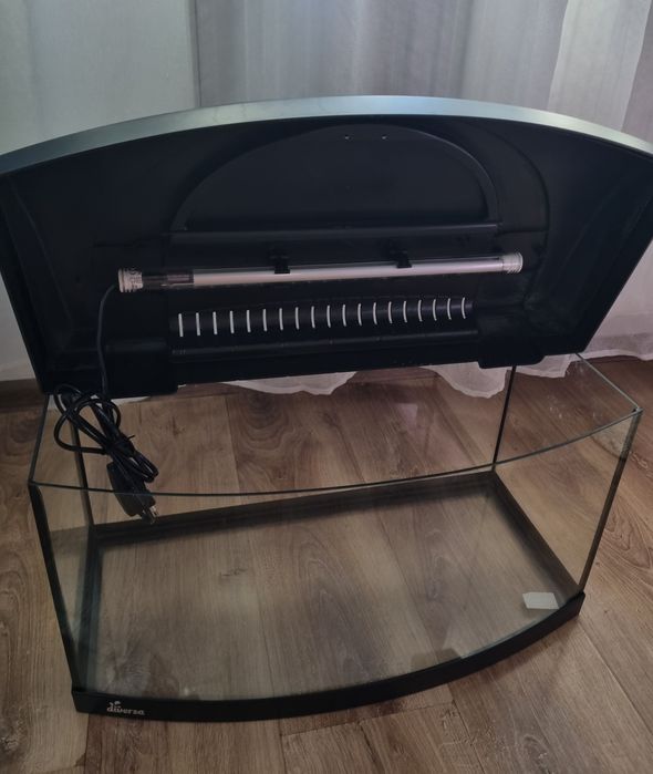 Acvariu Panoramic (Curb) Diversa 54L (60x30x30 cm) + Capac cu LED