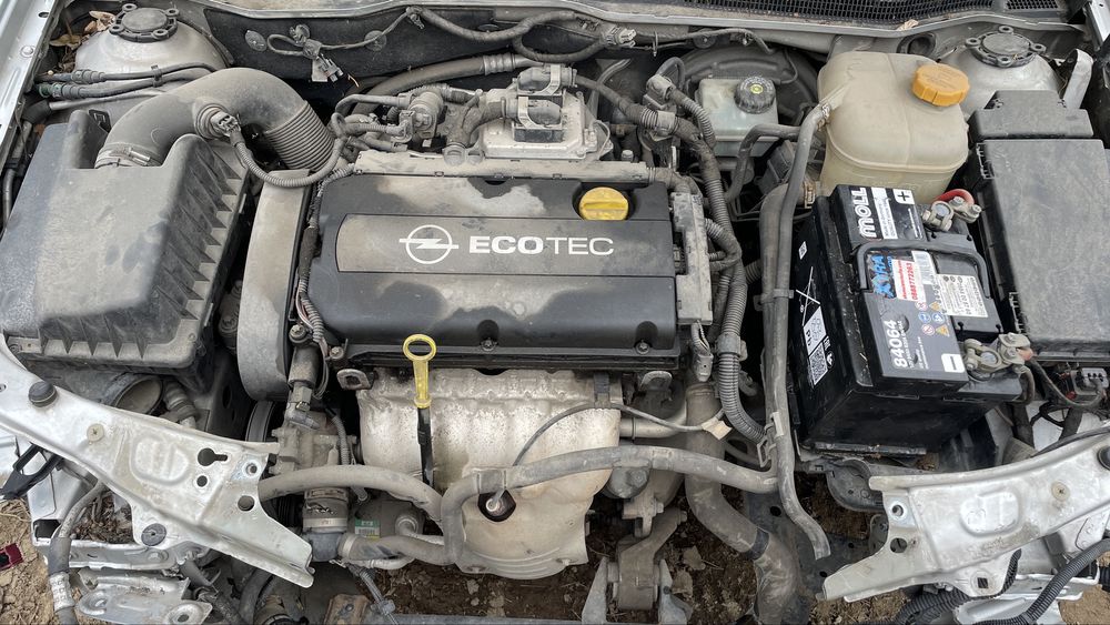 Opel Astra H 1.6 16v Z16XER saloon Опел Астра седан