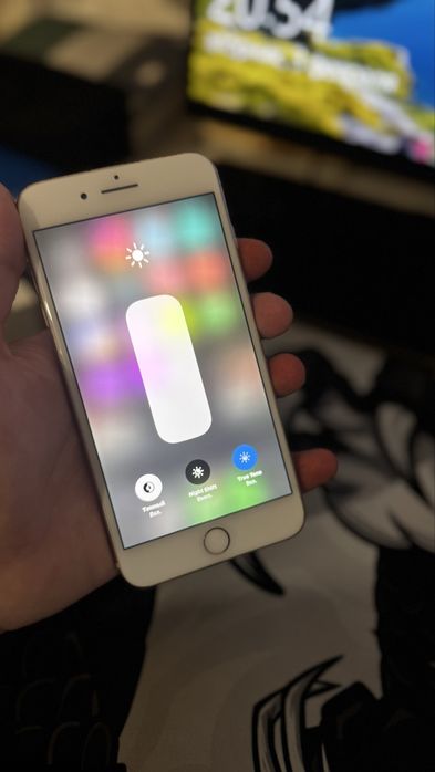 iPhone 8 Plus Gold 64gb