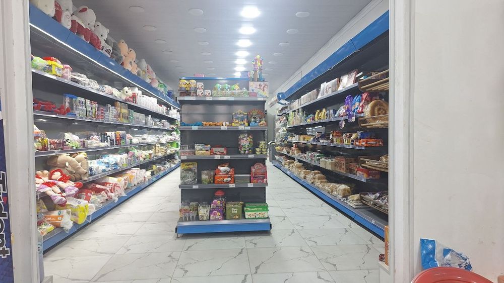 Farxod savxos 6 sotix xovli sotiladi