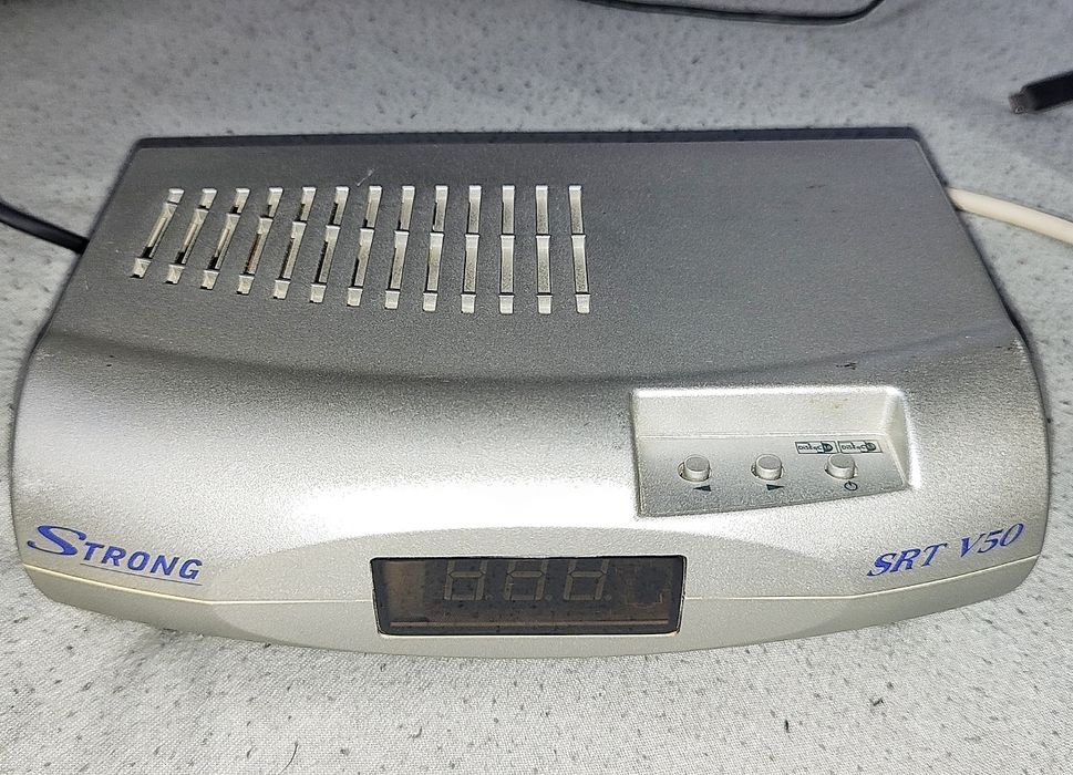 Strong SRT V50 сателитен позиционер