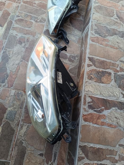 Ляв фар  за Ситроен Джъмпи 2007-2014