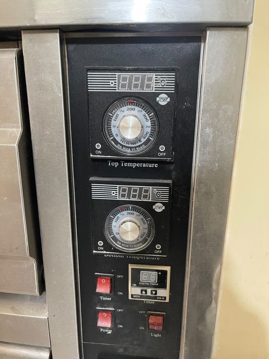 Продам духовой шкаф