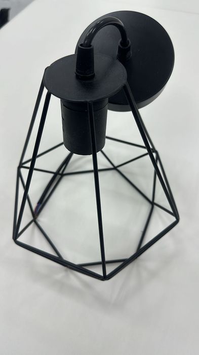 Светильники и люстры