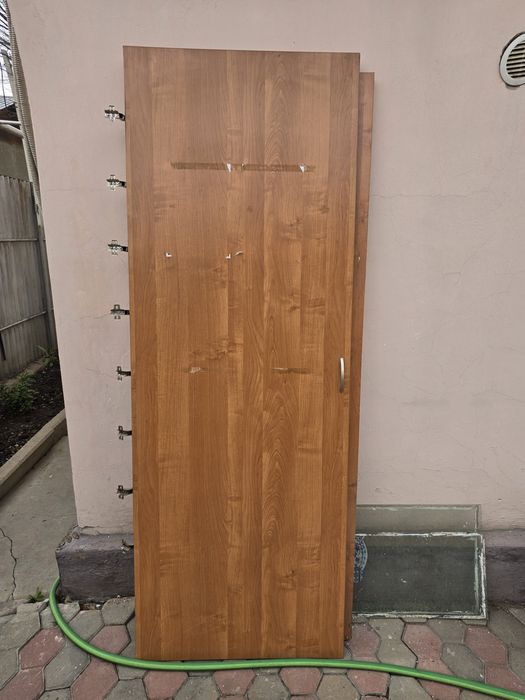 10 шкафов и комод