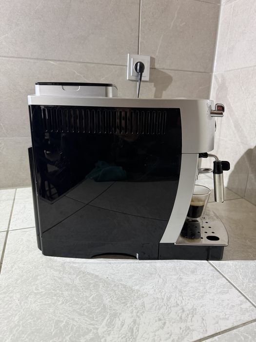 Кафемашина DeLonghi Magnifica S