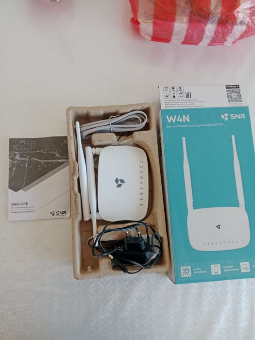 Продам роутер snr