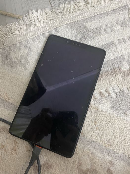 Lenovo планшет ПРОДАЮ СРОЧНО