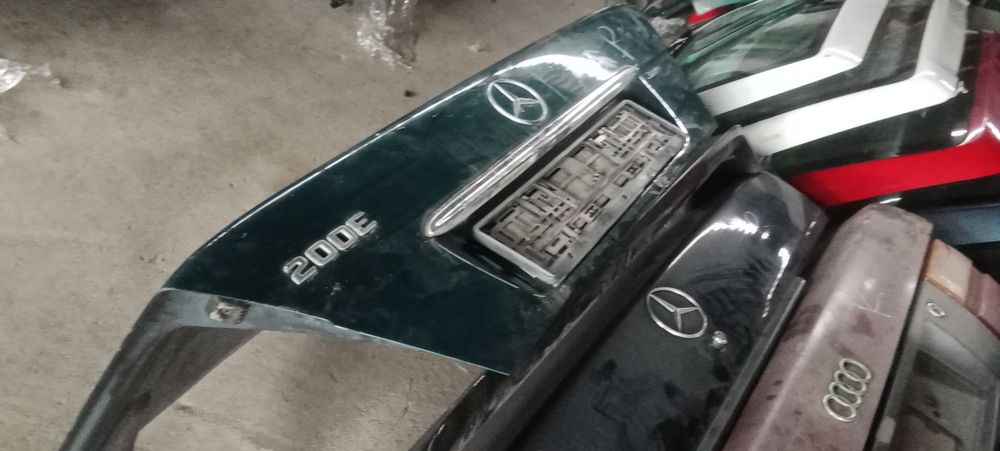 Мерседес 124. Мерседес 210. Мерседес 190.