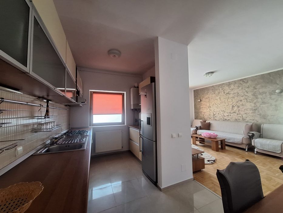 Apartament 3 camere de închiriat (Otopeni)