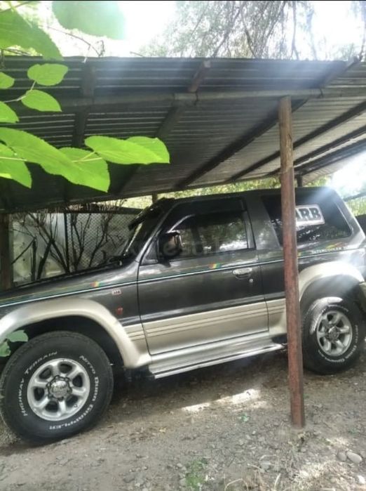 Продам Митсубиси Паджеро 2