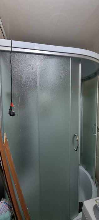 Душевая кабина ERLIT с гидромассажем