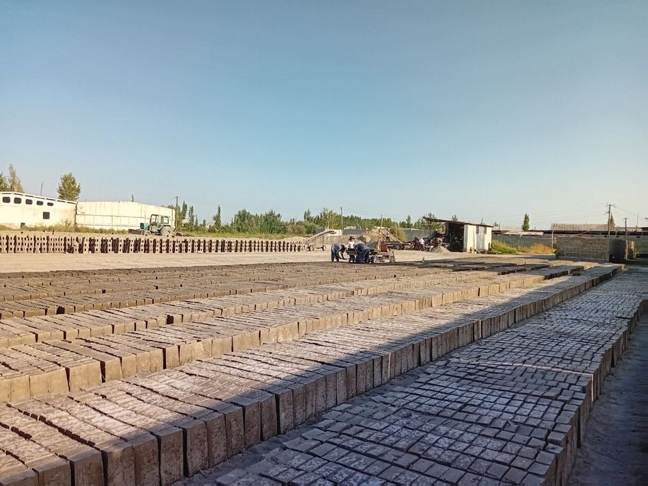 Хом гишт ишлаб чикариш станок сотилади.