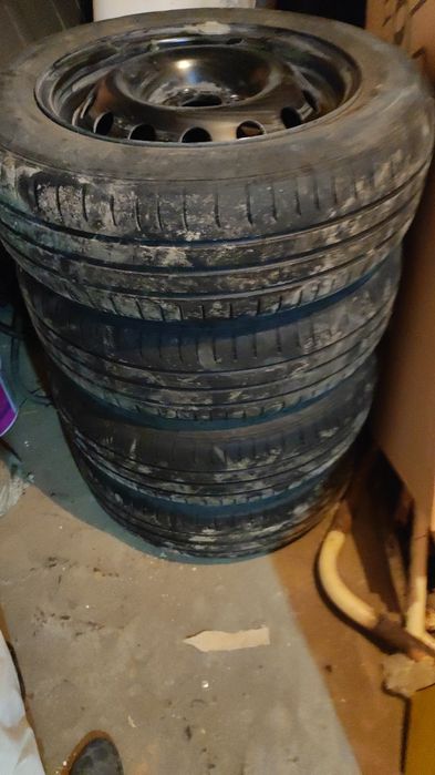 Продам четыре колеса ravon r3