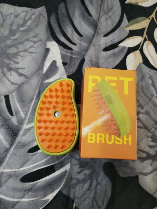 Продам щётку для животных