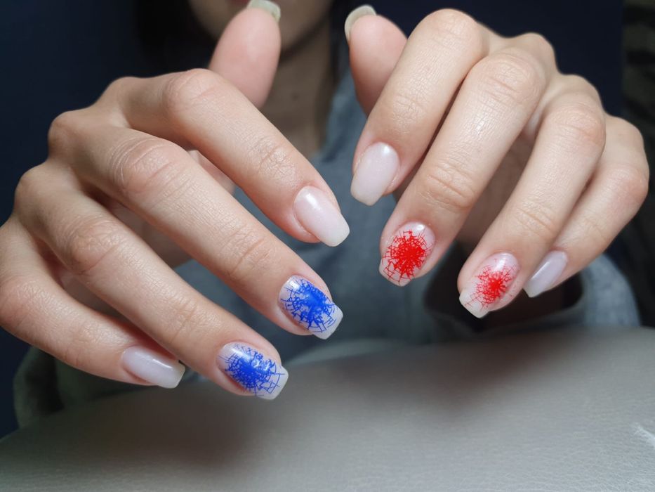 Маникюр, педикюр, макияж