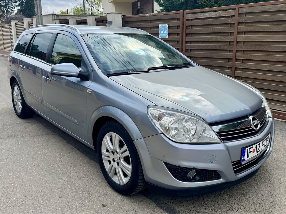 Opel Astra H 2008 1.7 CDTI 6 viteze model Cosmo Full