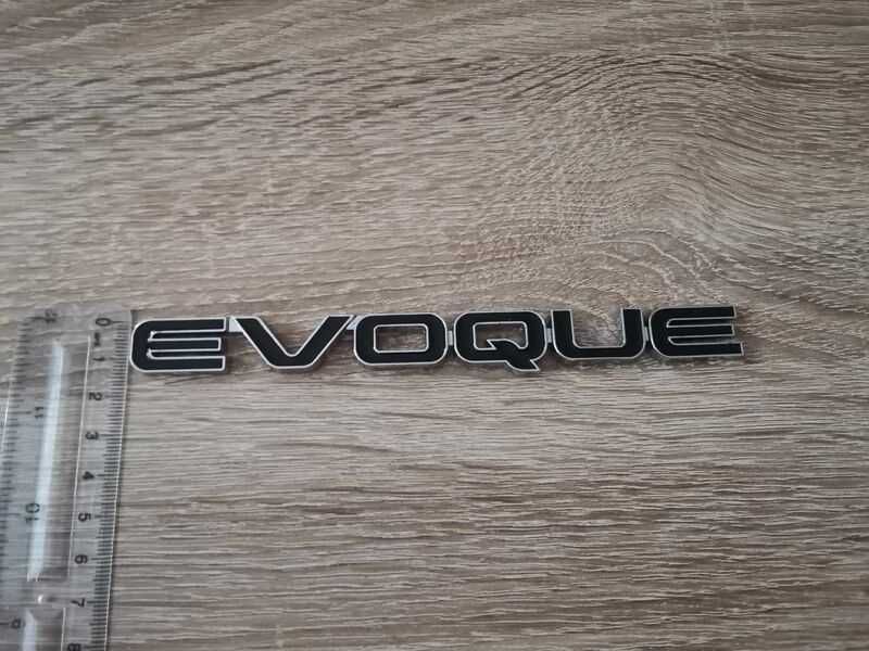 Range Rover Evoque черна емблема