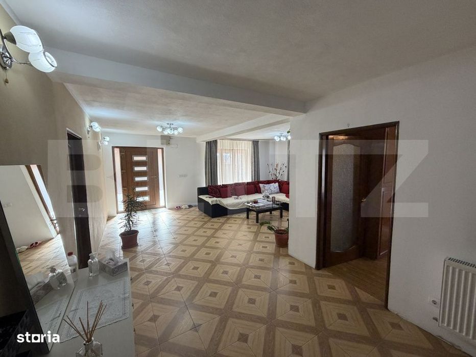 Casa de vanzare in suprafat de 180 mp cu 800 mp teren, loc. Surduc
