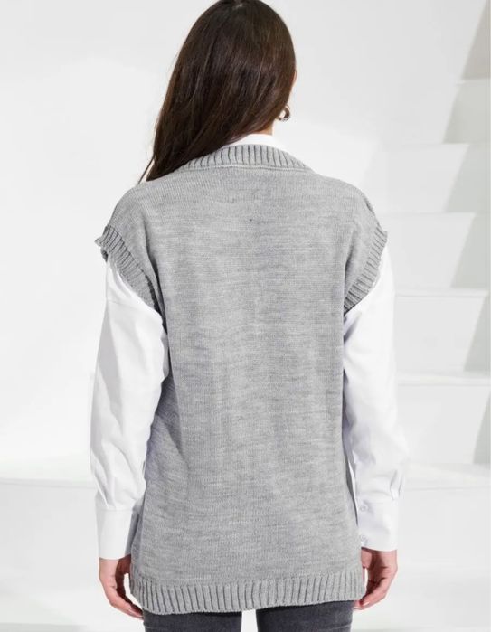 Жилет вязаный оверсайз